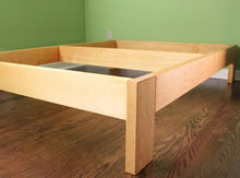 Load image into Gallery viewer, Swiss Dream Bed