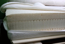 Load image into Gallery viewer, Swiss Dream Bed